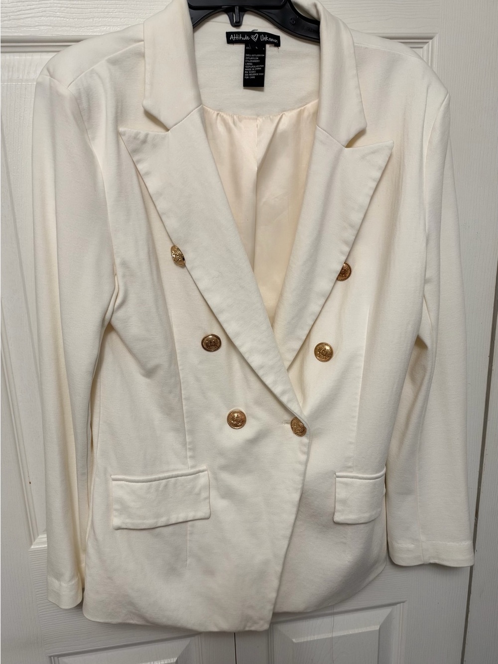 Attitude Unknown Ivory Double-Breasted Blazer – Size Large
